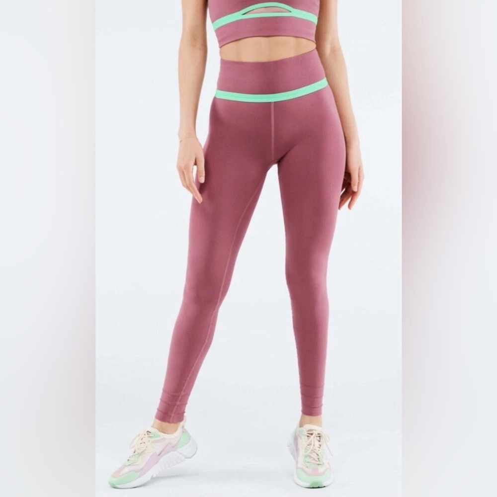 NEW Fabletics SculptKnit Mauve Mint Ankle Leggings Women’s Size M